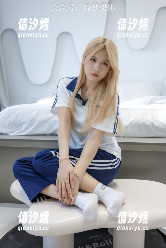 绮梦摄影-伊伊 绮梦摄影 - 短裤胜在自信!伊伊写真集里的尴尬与美好