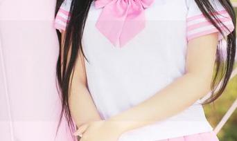 美媛馆 – 例如，绮里嘉Carina的JK作品合集，真心觉得里面的色彩像是小动物的聚会。