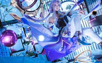 芊芊酱w和她的红裙：一场随意的写真play，不说你也懂