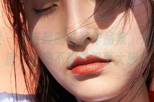 蜜桃社 – 月音瞳的泳装作品集，光线真不错，但想不想变得更大胆？