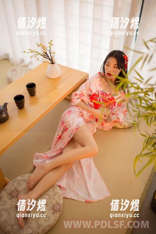 轰趴猫 - 惊呆了！苏小暖的泳衣图包大更新，快来一探究竟！