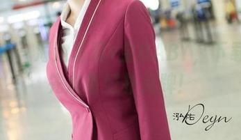 青豆客 – 海边写真+金BABY，下载前请先准备好扑克牌！